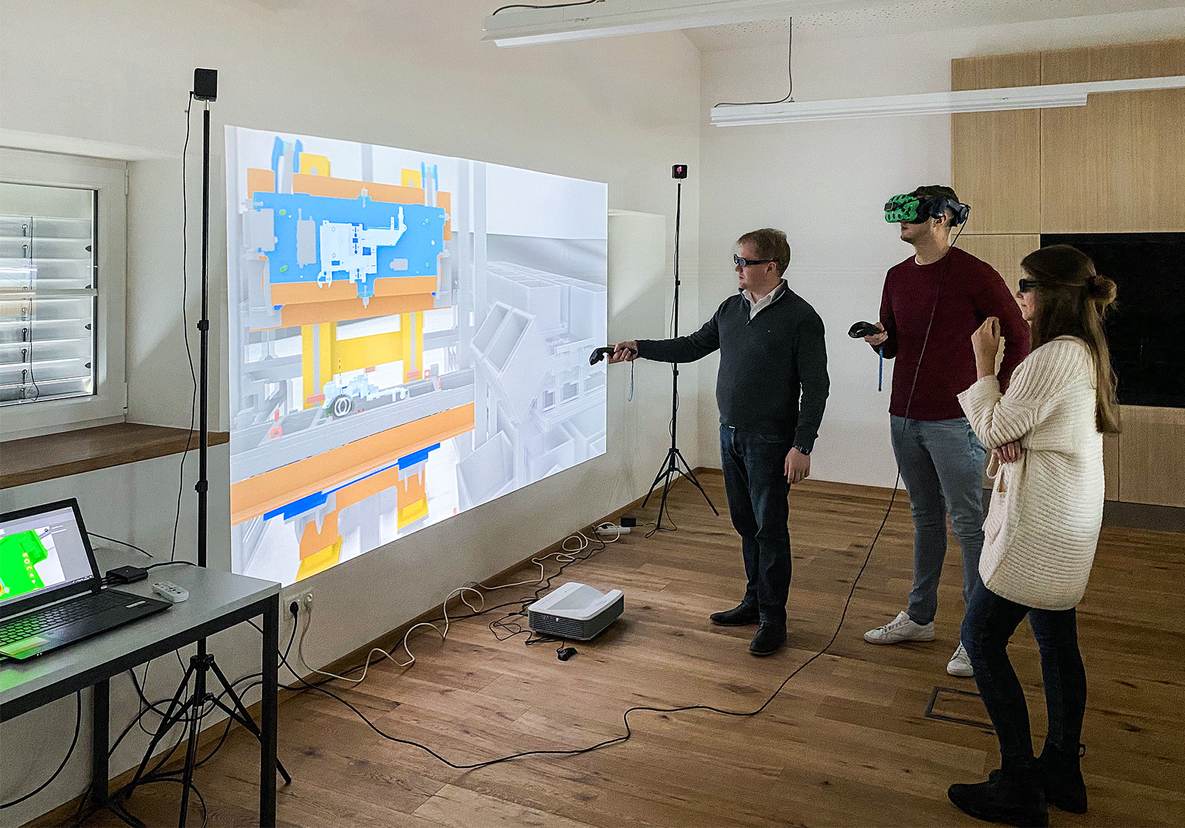 Virtual Reality Montagelinien in der Entwicklungsphase „real“ erleben AKE technologies GmbH