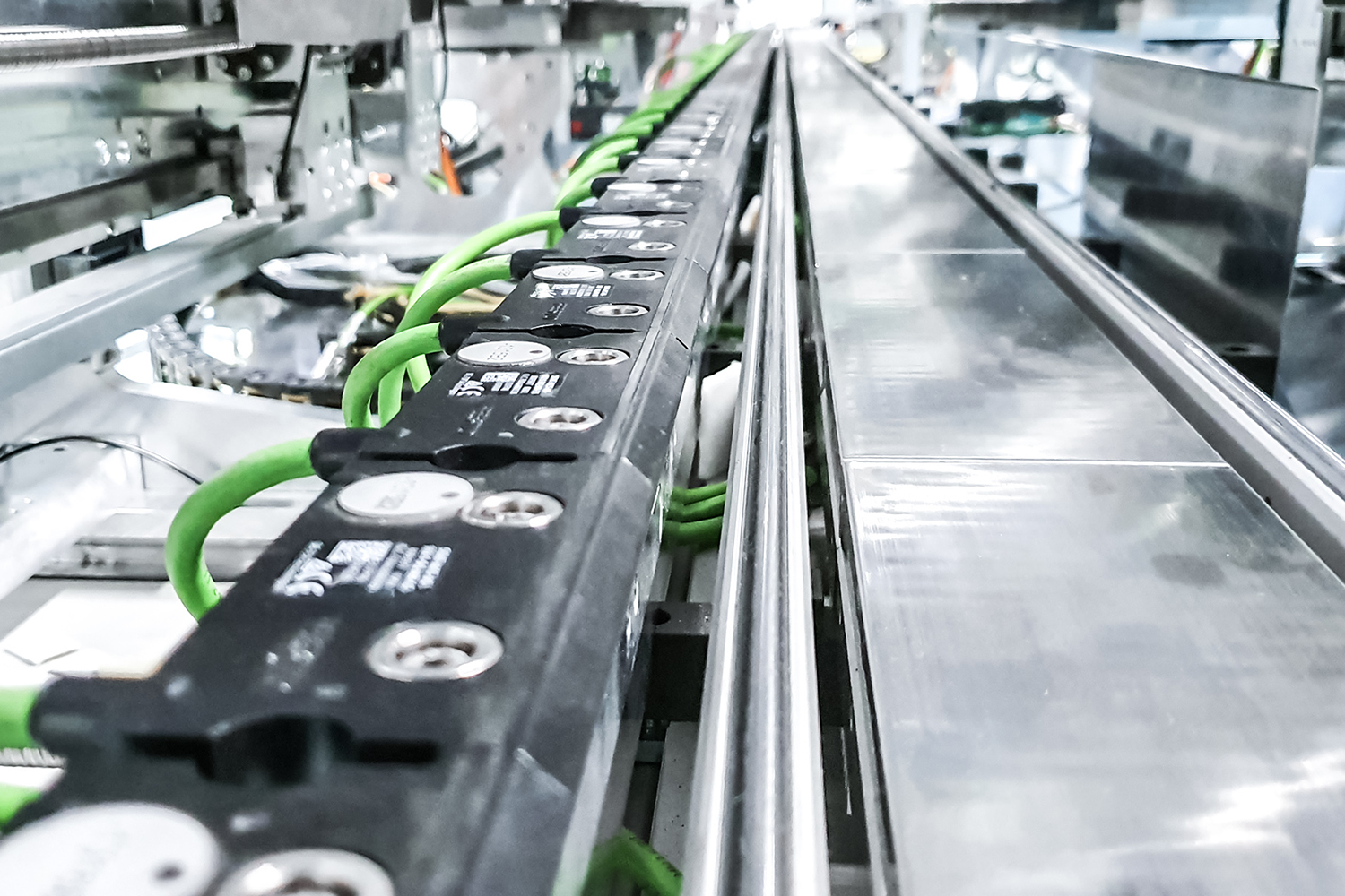Transportsystem Linearmotor AKE